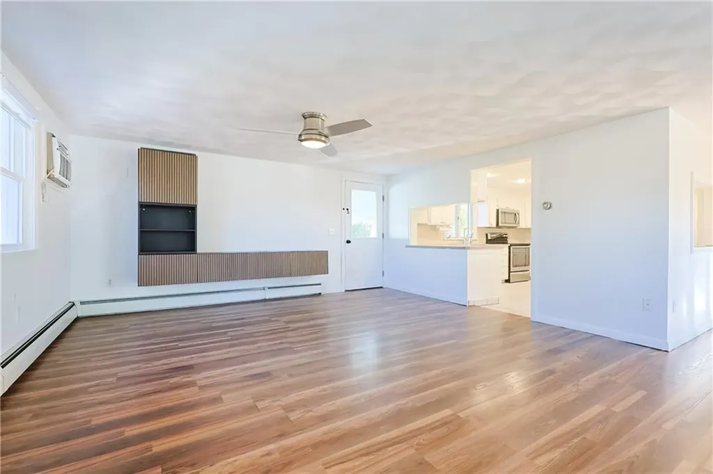 3 Grant Street Warwick RI 02886