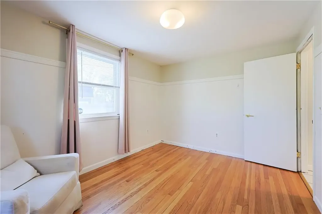 3 Grant Street Warwick RI 02886