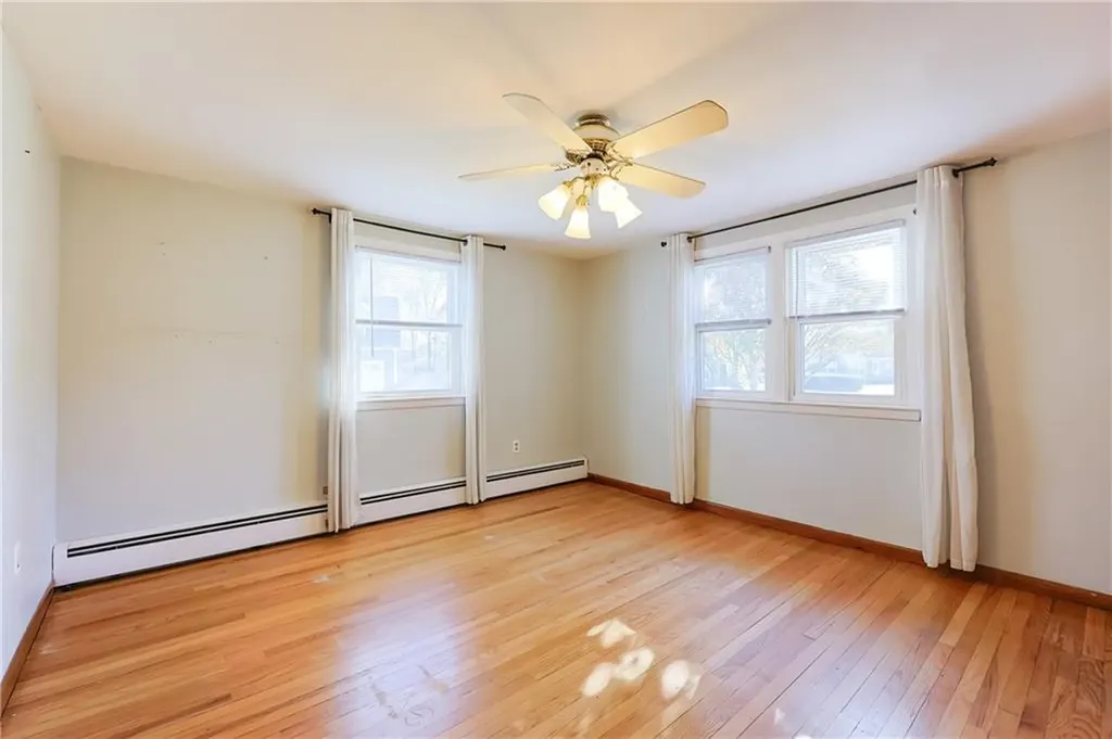 3 Grant Street Warwick RI 02886