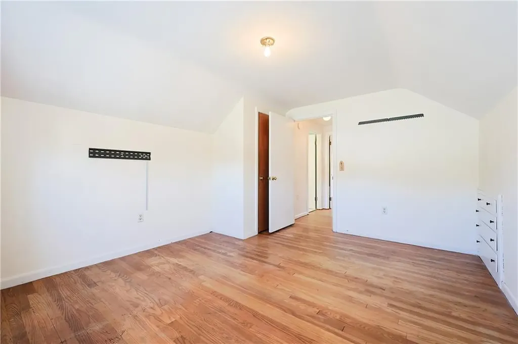 3 Grant Street Warwick RI 02886