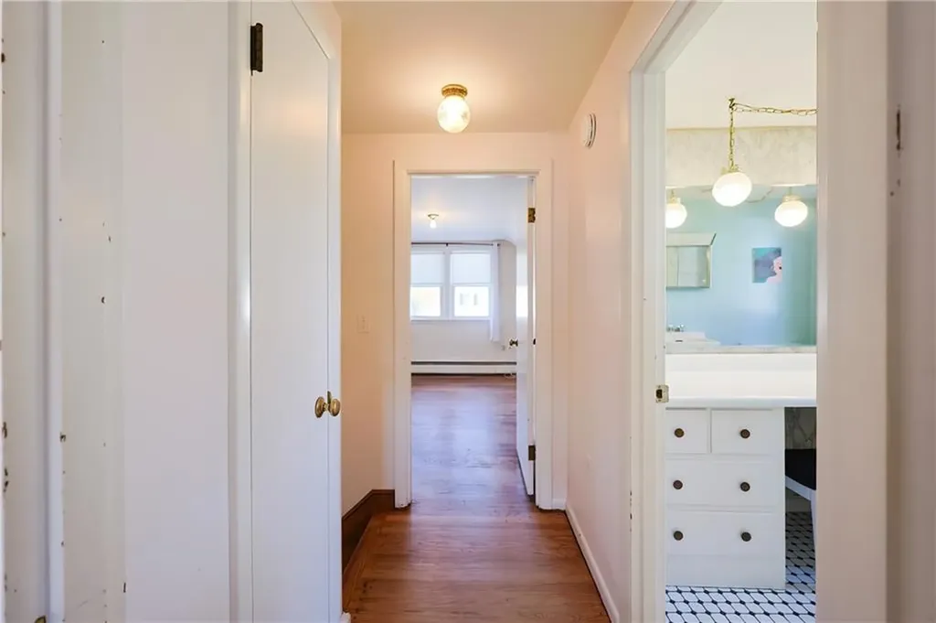 3 Grant Street Warwick RI 02886