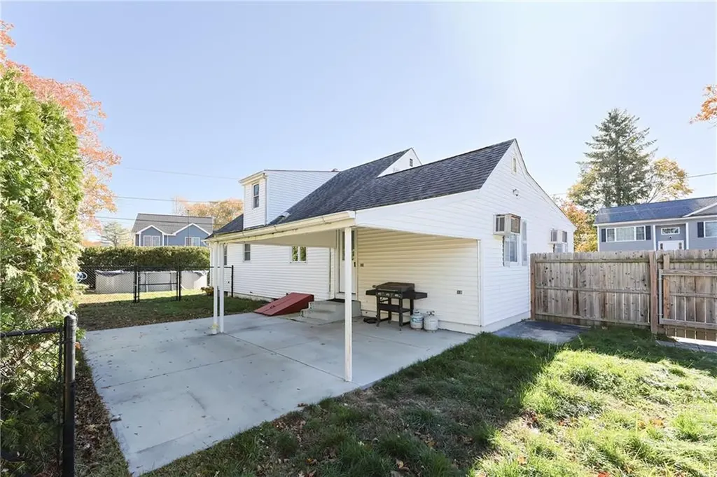 3 Grant Street Warwick RI 02886