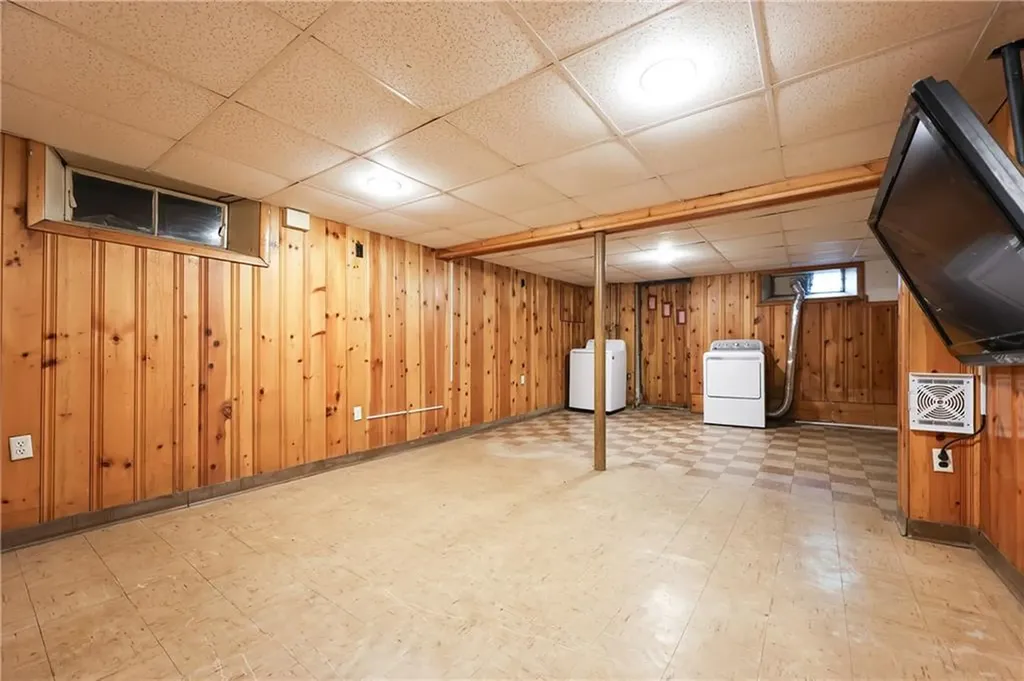 3 Grant Street Warwick RI 02886