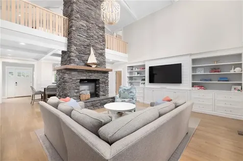 46 Carnegie Heights Drive Portsmouth RI 02871