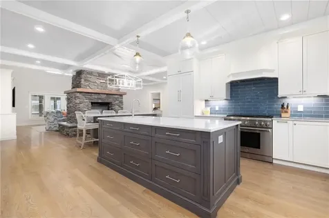 46 Carnegie Heights Drive Portsmouth RI 02871