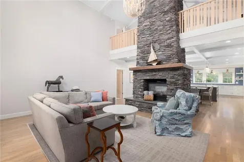 46 Carnegie Heights Drive Portsmouth RI 02871