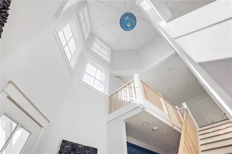 46 Carnegie Heights Drive Portsmouth RI 02871