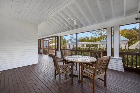 46 Carnegie Heights Drive Portsmouth RI 02871