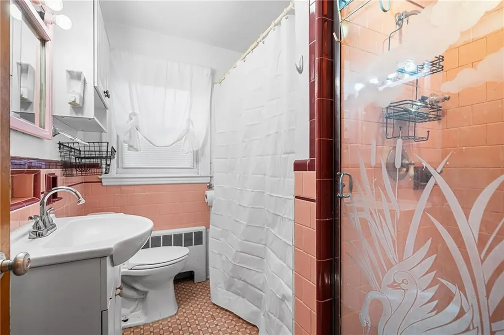 11 Lyman Avenue North Providence RI 02911