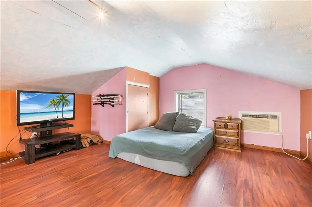 11 Lyman Avenue North Providence RI 02911