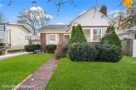 11 Lyman Avenue North Providence RI 02911