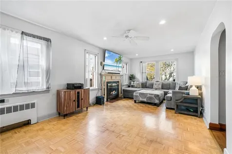 11 Lyman Avenue North Providence RI 02911