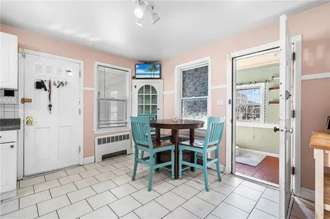 11 Lyman Avenue North Providence RI 02911