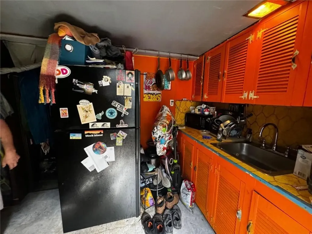 206 Reynolds Avenue Warwick RI 02889