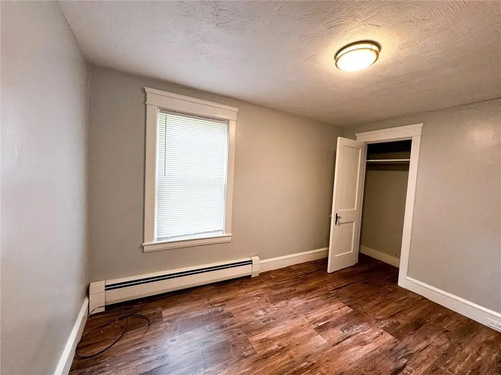 206 Reynolds Avenue Warwick RI 02889