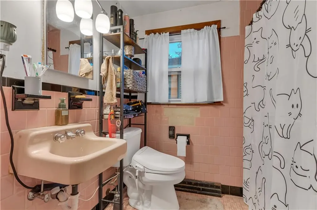 65 General Street Providence RI 02904