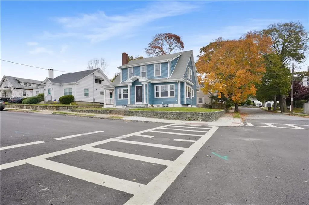 274 Archer Street Fall River MA 02720