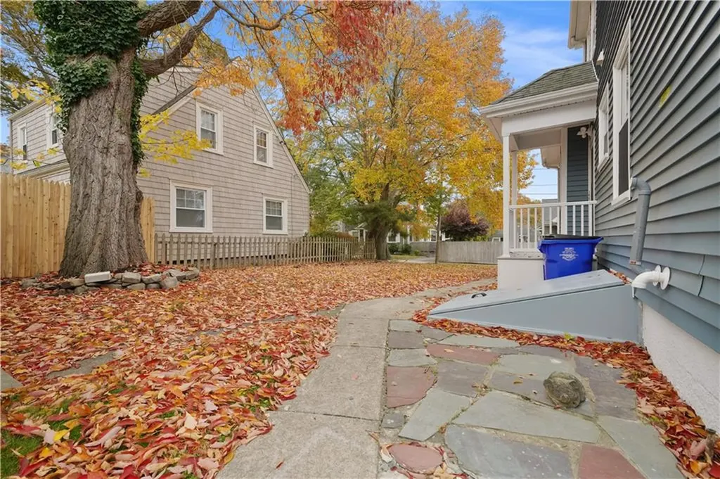 274 Archer Street Fall River MA 02720