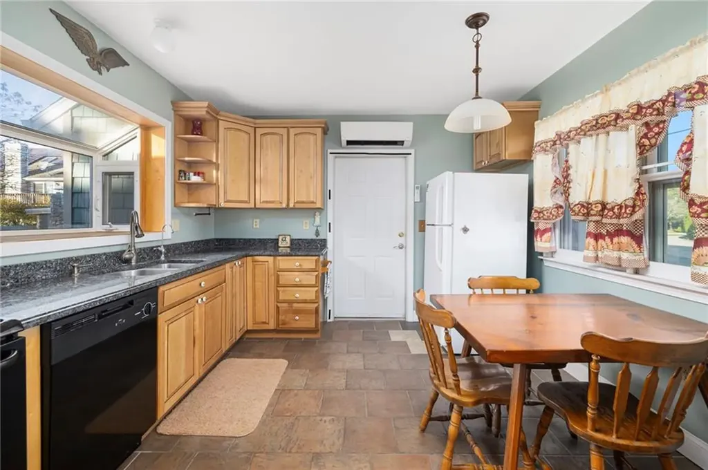 130 Pequot Drive Charlestown RI 02813