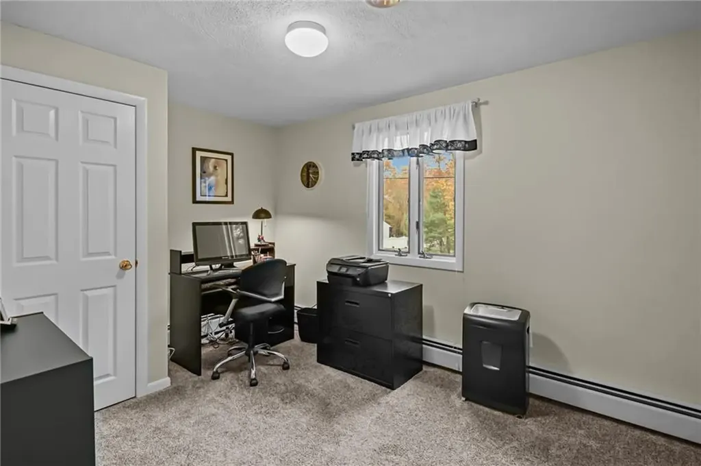 23 Maureen Drive Smithfield RI 02917