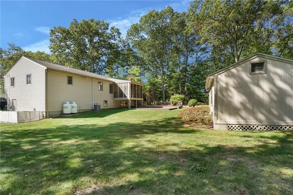 23 Maureen Drive Smithfield RI 02917