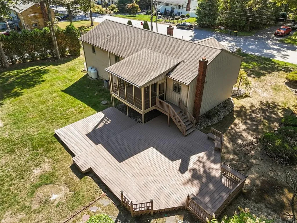 23 Maureen Drive Smithfield RI 02917