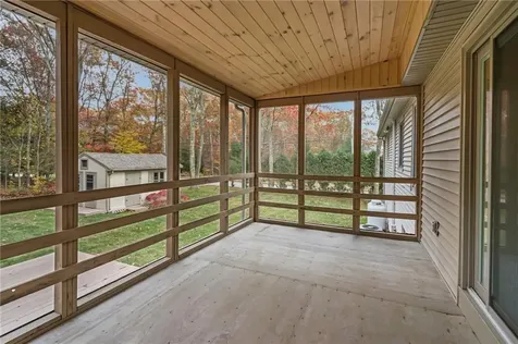 23 Maureen Drive Smithfield RI 02917