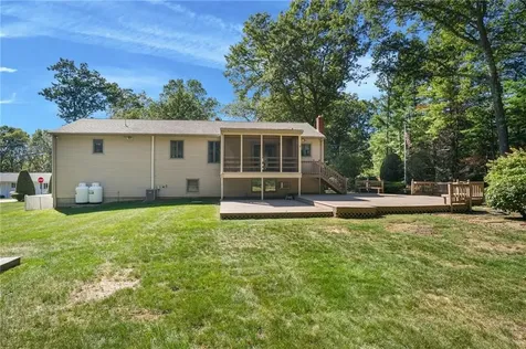 23 Maureen Drive Smithfield RI 02917