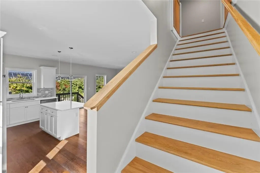 91 Ayda Rose Avenue West Warwick RI 02893