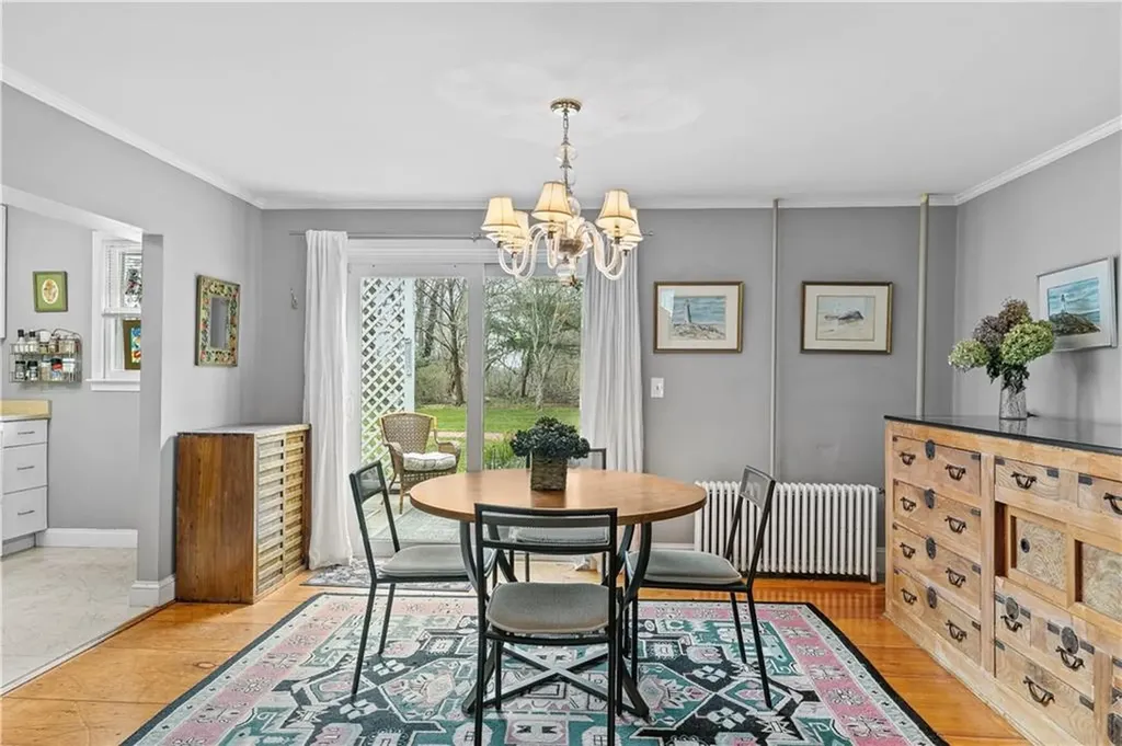 46 Chastellux Avenue Newport RI 02840