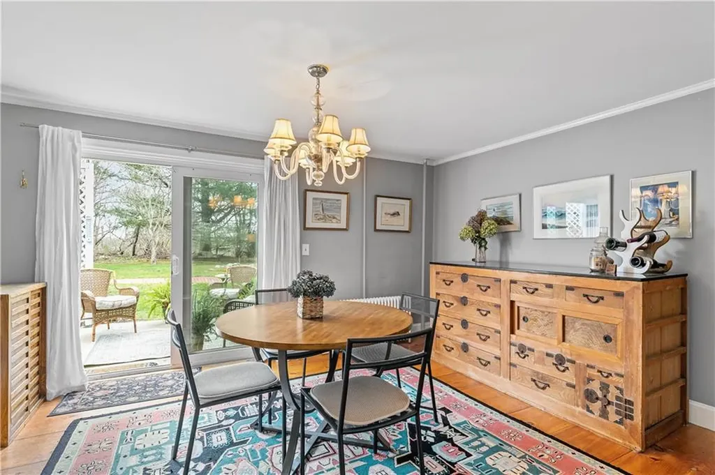 46 Chastellux Avenue Newport RI 02840