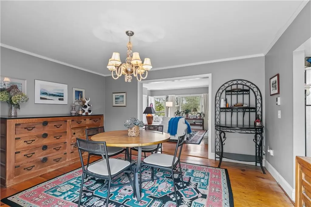 46 Chastellux Avenue Newport RI 02840