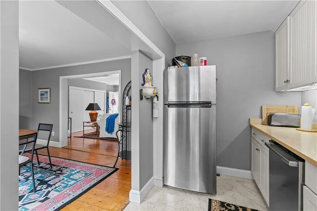 46 Chastellux Avenue Newport RI 02840