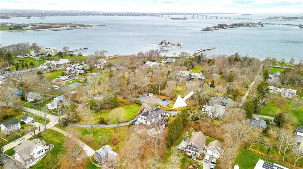 46 Chastellux Avenue Newport RI 02840