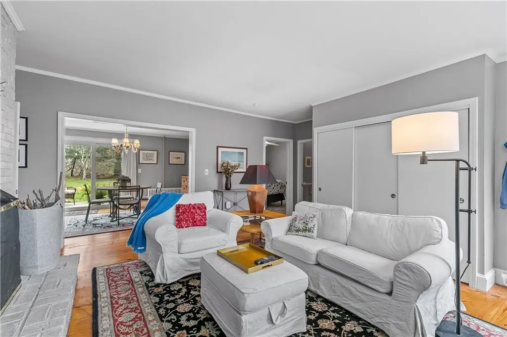 46 Chastellux Avenue Newport RI 02840