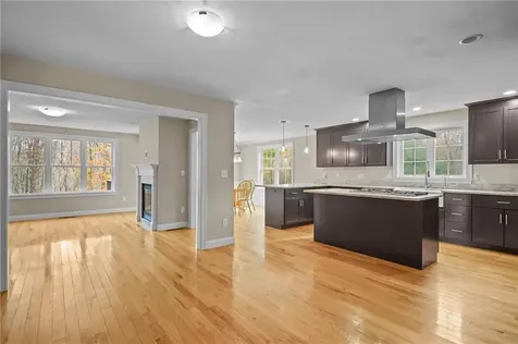 36 Clark Road Uxbridge MA 01569