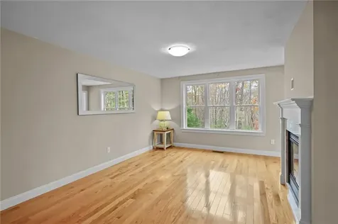 36 Clark Road Uxbridge MA 01569