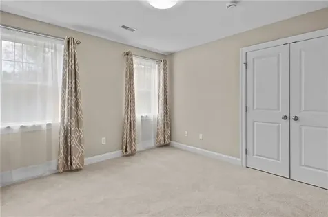 36 Clark Road Uxbridge MA 01569