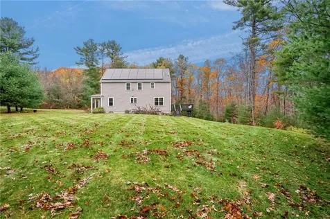 36 Clark Road Uxbridge MA 01569