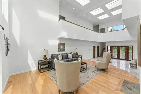 129 Valerie Court Cranston RI 02921