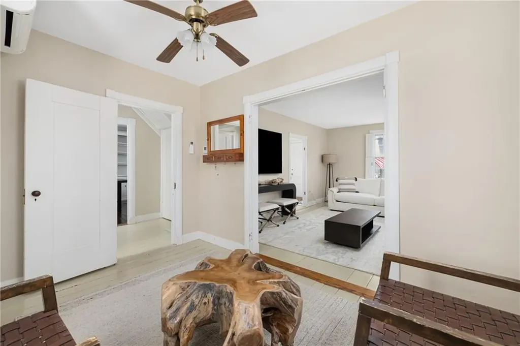 24 Barney Street Newport RI 02840