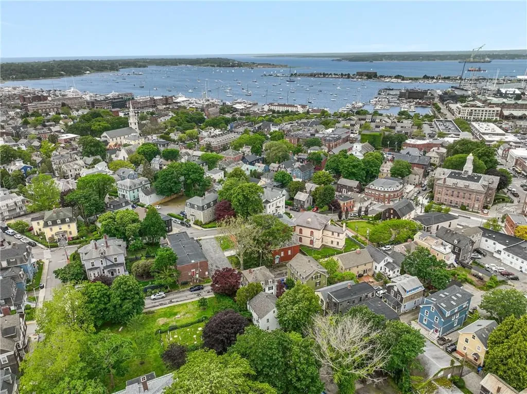 24 Barney Street Newport RI 02840