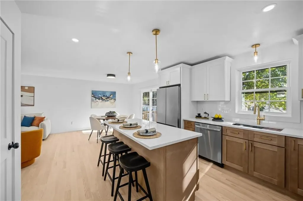 106 Park Avenue Warwick RI 02889