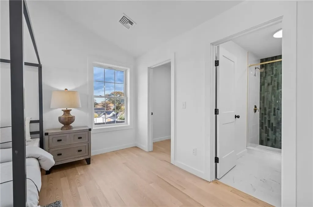 106 Park Avenue Warwick RI 02889