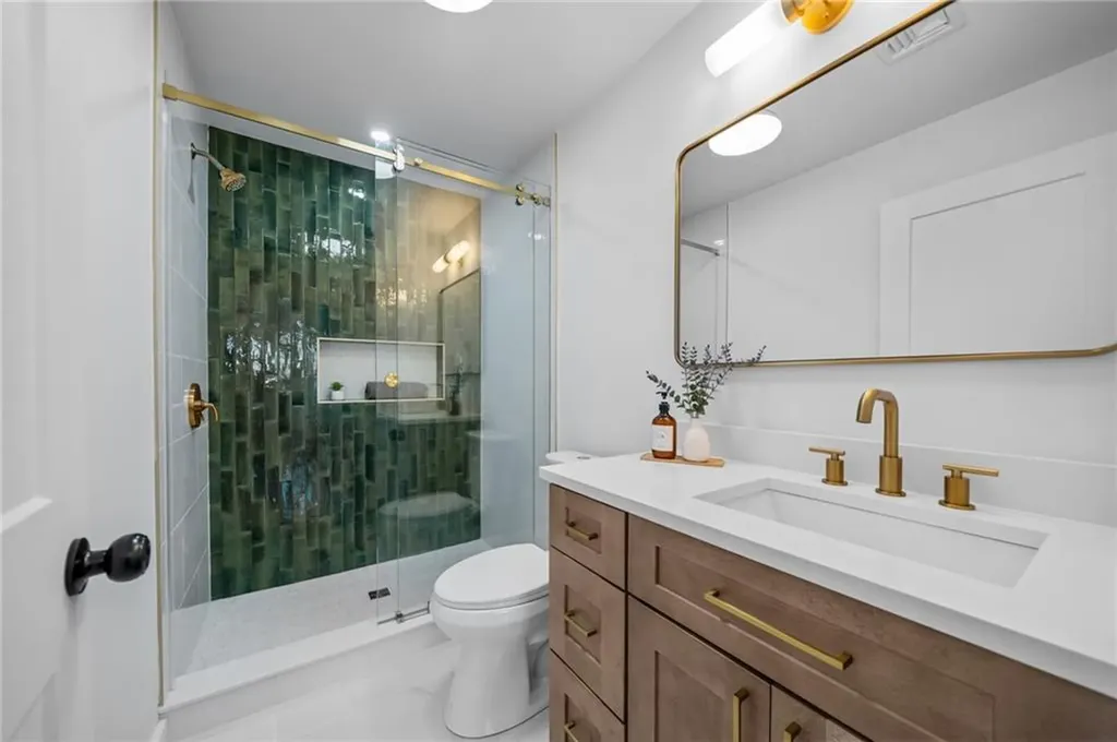 106 Park Avenue Warwick RI 02889