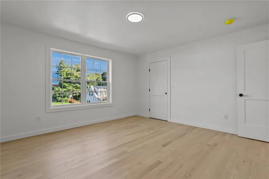 106 Park Avenue Warwick RI 02889