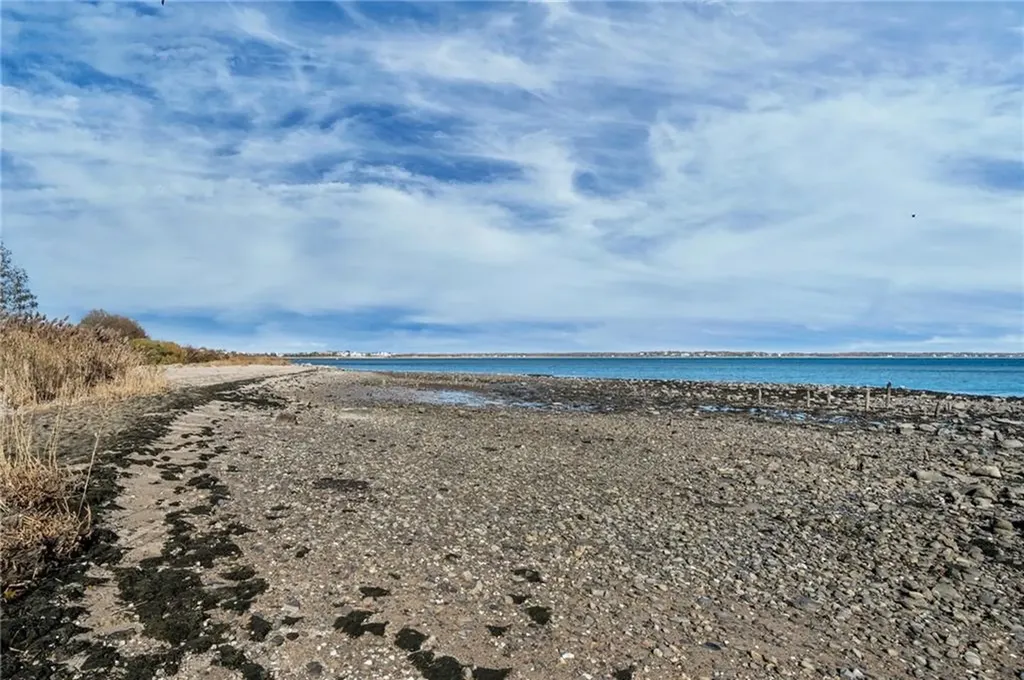 106 Park Avenue Warwick RI 02889