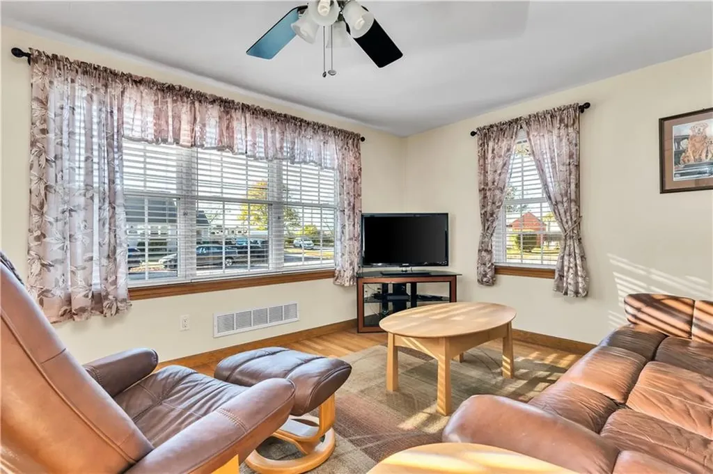 93 Grotto Avenue Warwick RI 02888