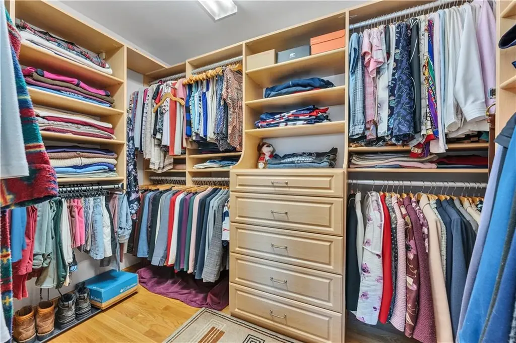 93 Grotto Avenue Warwick RI 02888