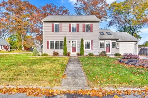 93 Grotto Avenue Warwick RI 02888